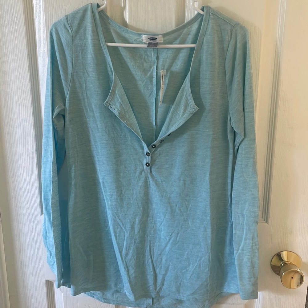 Old Navy Baby Blue Long Sleeve Top! NWT!